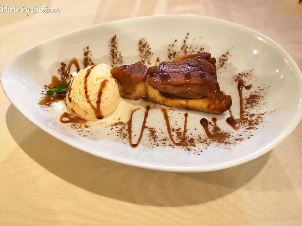 Locanda Osteria La Milonga Agliano Terme Kültér fotó