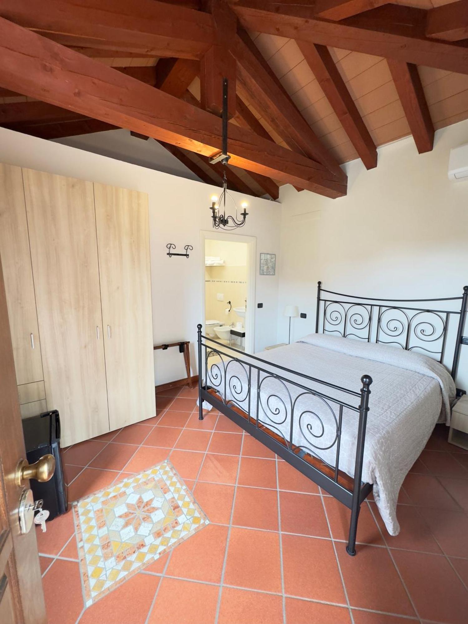 Locanda Osteria La Milonga Agliano Terme Kültér fotó